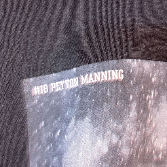 Mitchell & Ness x Super Bowl Peyton Manning Long Sleeve Small T-Shirt - Picture 3 of 9
